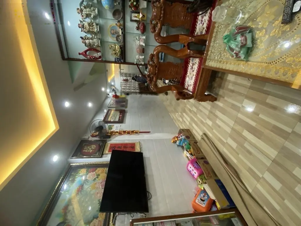 Nhà đẹp ở ngay Xuân Đỉnh,Bắc Từ Liêm, thang máy, tặng full nội thất, 65m2 - 5 tầng - Giá 8.35 tỷ.