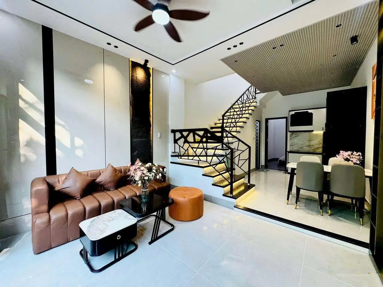 Bán nhà 2 tầng 2 mê đúc kiệt 356 Hoàng Diệu