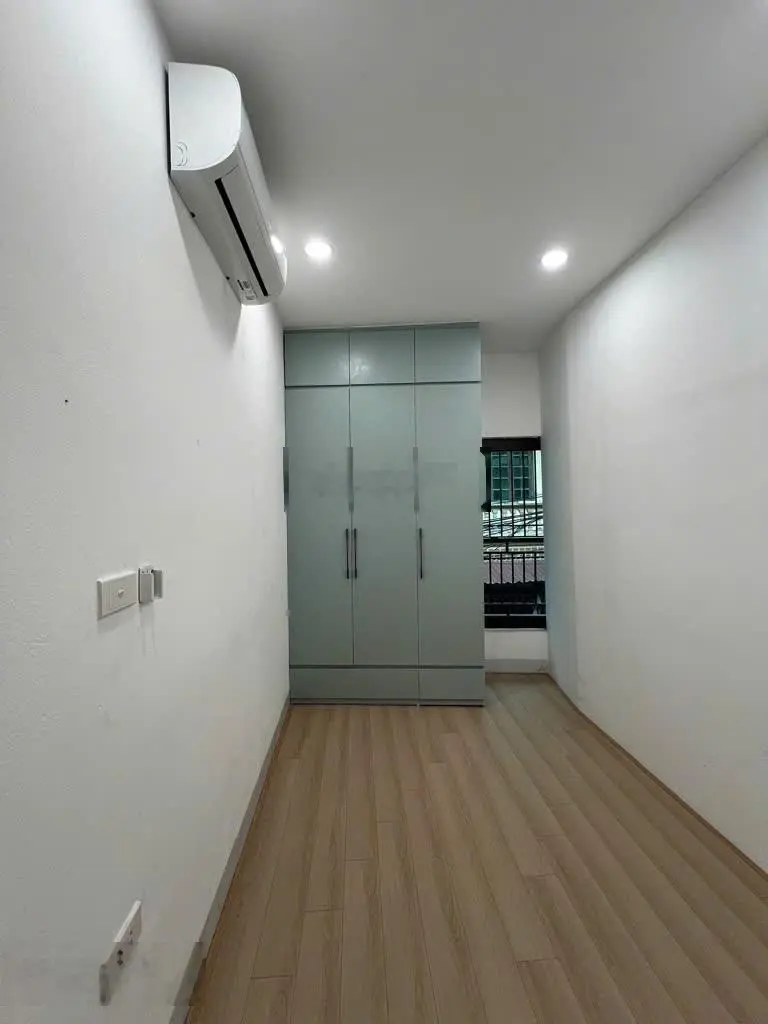 Nhà vĩnh hưng 2 tầng - oto đỗ cửa - kinh doanh được - full nội thất - chỉ 3.1 tỷ