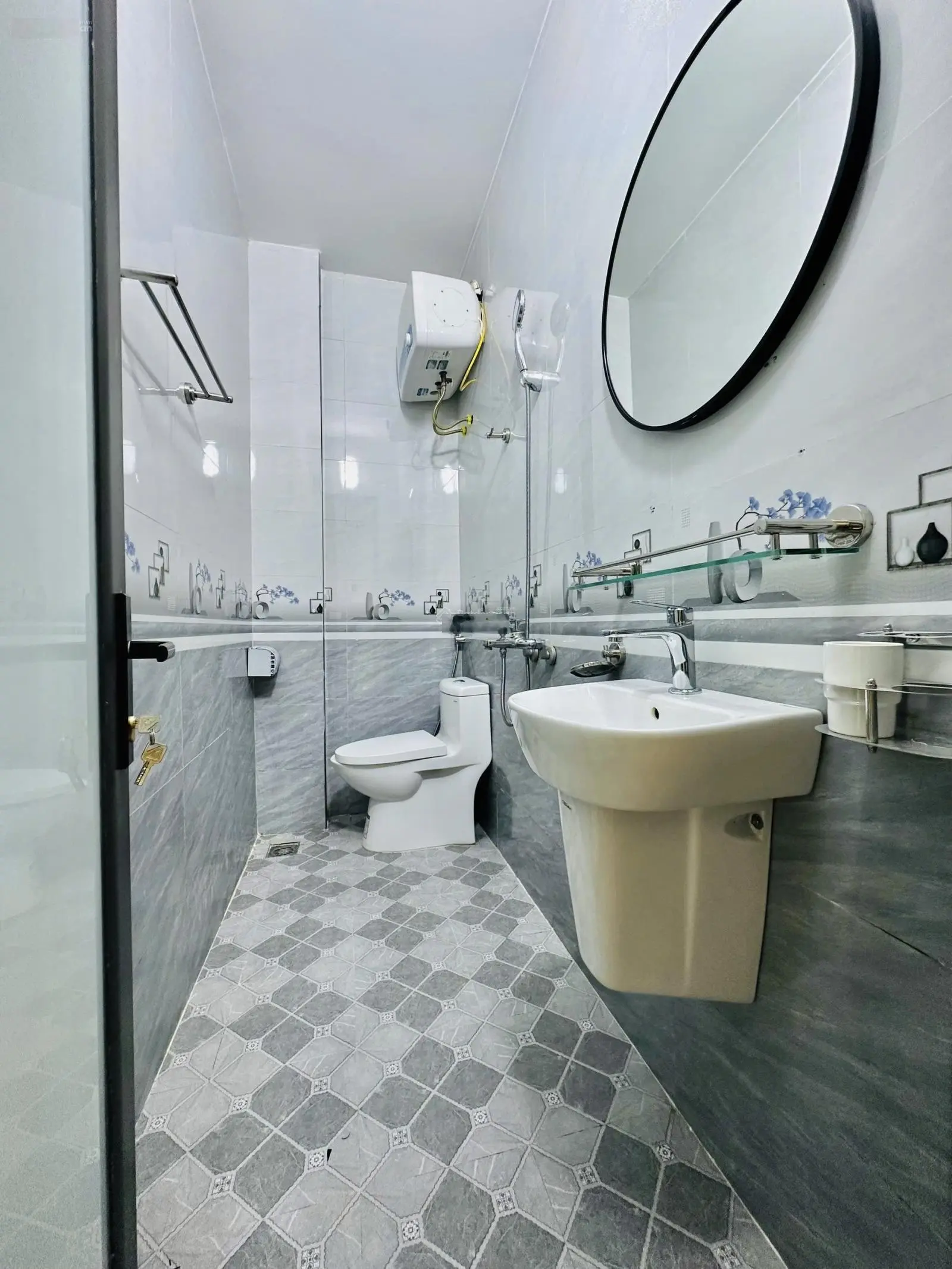 Bán Nhà 4 Tầng đỗ cửa Thiên lôi - Vĩnh Niệm - Lê Chân .44m2 x 4 tầng