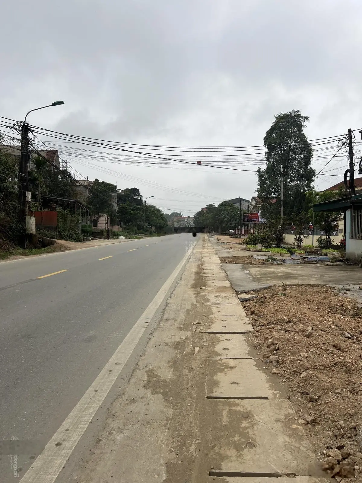 Cần bán đất full thổ cư tại Quốc lộ 6, Hòa Bình. Diện tích 200m2, giá 1,4 tỷ