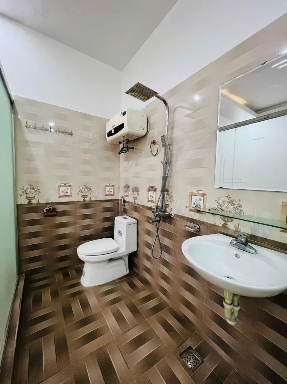 Bán nhà 4 tầng dân xây độc lập mặt ngõ phố Lực Hành - Hải An