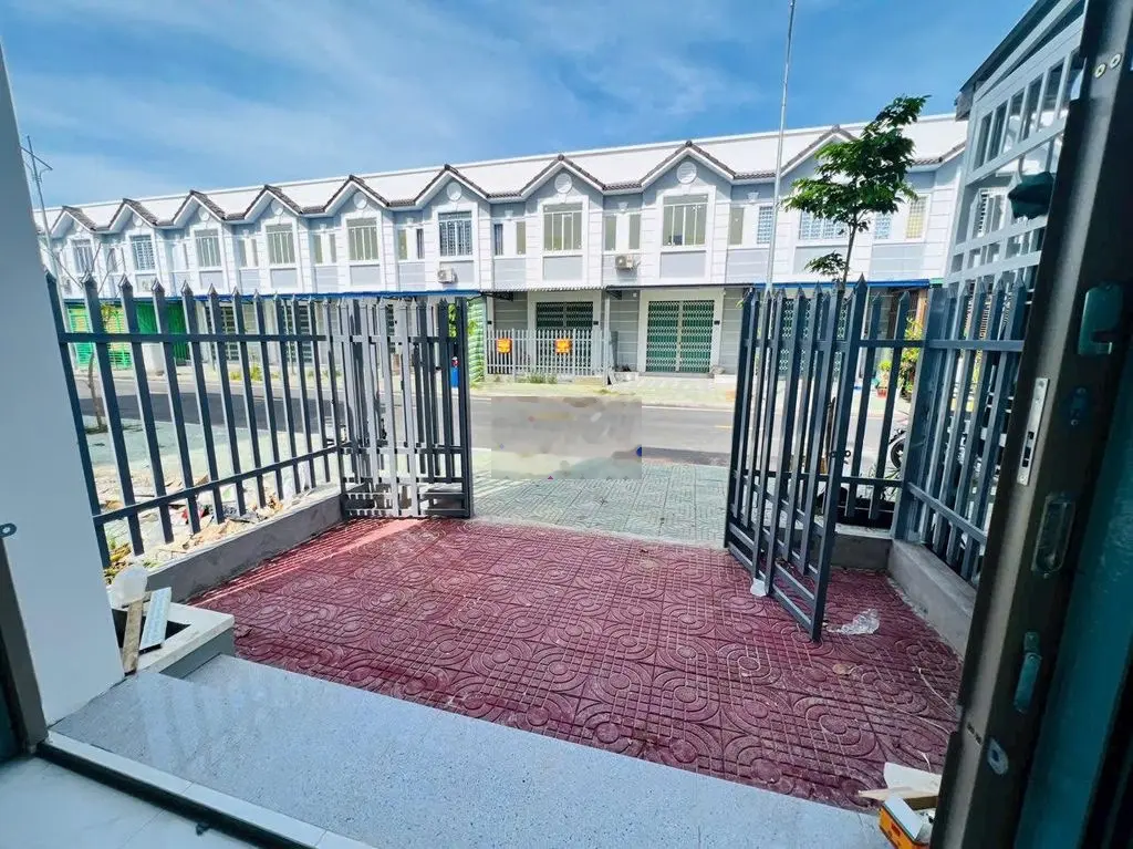 Nhà mặt tiền cao cấp, nâng cấp vật tư, phường 4, Trà Vinh