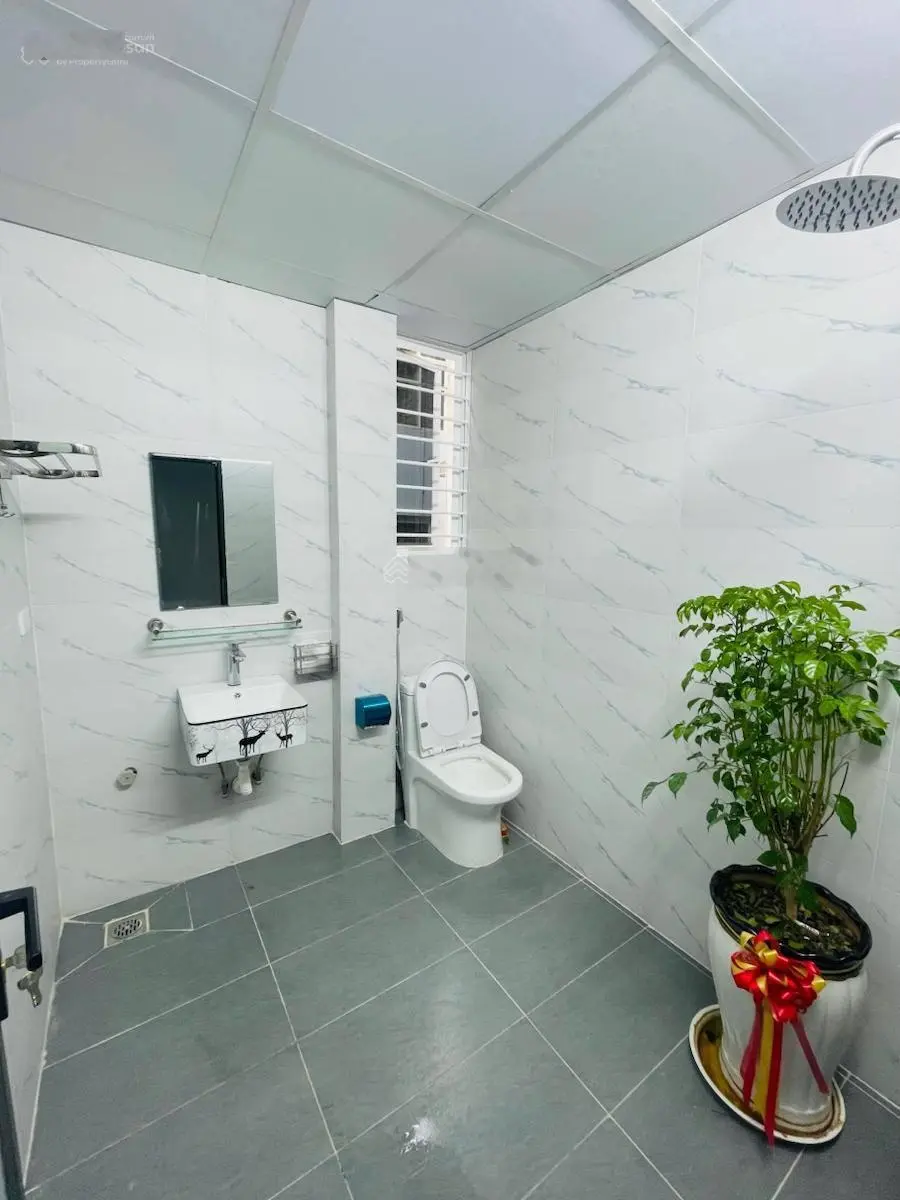 Bán nhà dân phố Bùi Xương Trạch DT 31m2 x 4 tầng MT 4.2m. Gía 6.55 tỷ có TL. LH 0968.963.803