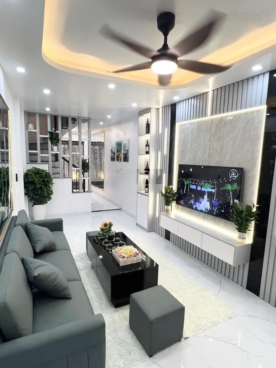 Thật 100-Bán Nhà khâm Thiêm - đống đa 40 m2 -4 tầng - 3.2 m mặt tiền - SIÊU PHẨM- 5.68 Tỉ