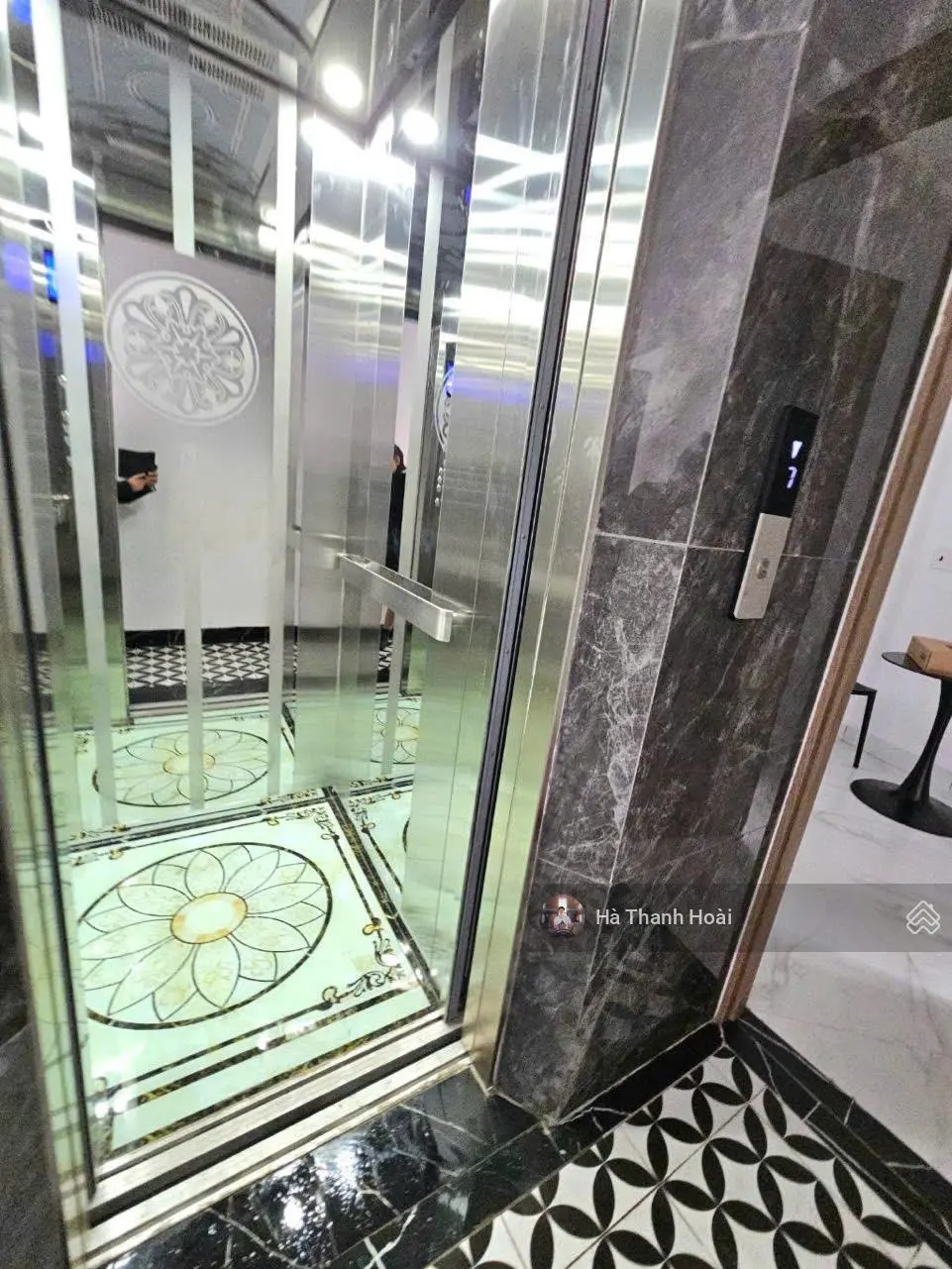 Bán căn hộ dịch vụ tại phố Xã Đàn! 55m2, 7 tầng, 11 căn hộ khép kín, dòng tiền hàng tháng 50 triệu