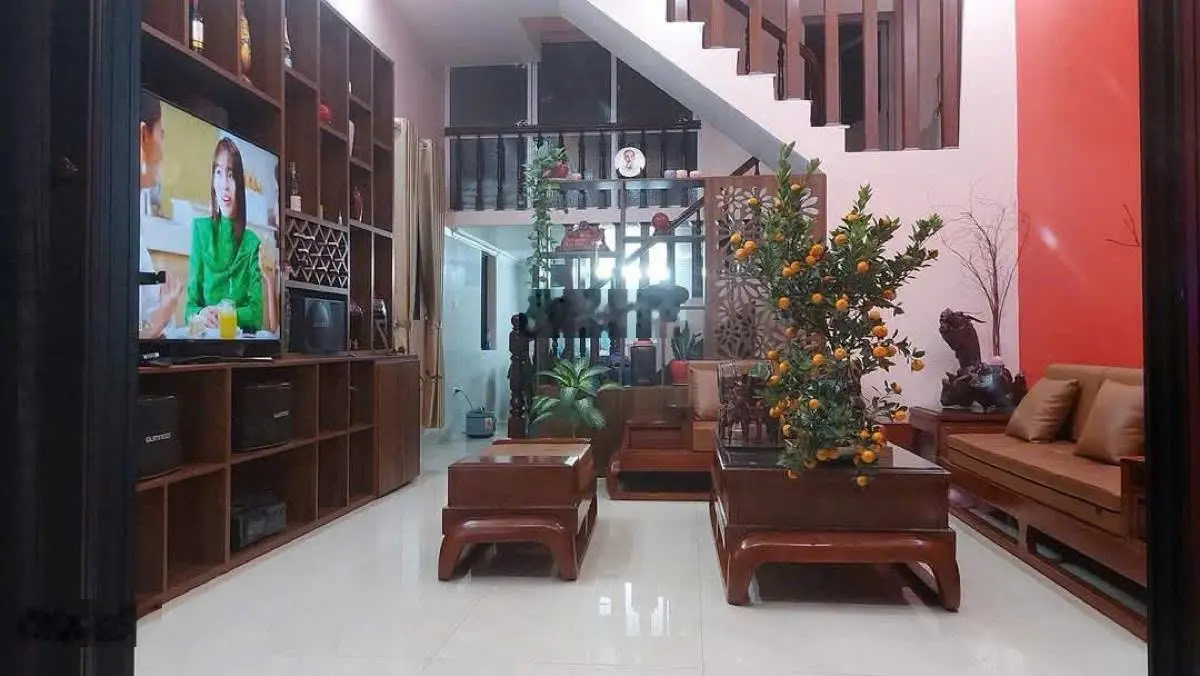 An Dương Vương, Tây Hồ - ngõ rộng - ô tô vào nhà nhà thoáng trước sau 4 tầng, 90m2, 15 tỷ