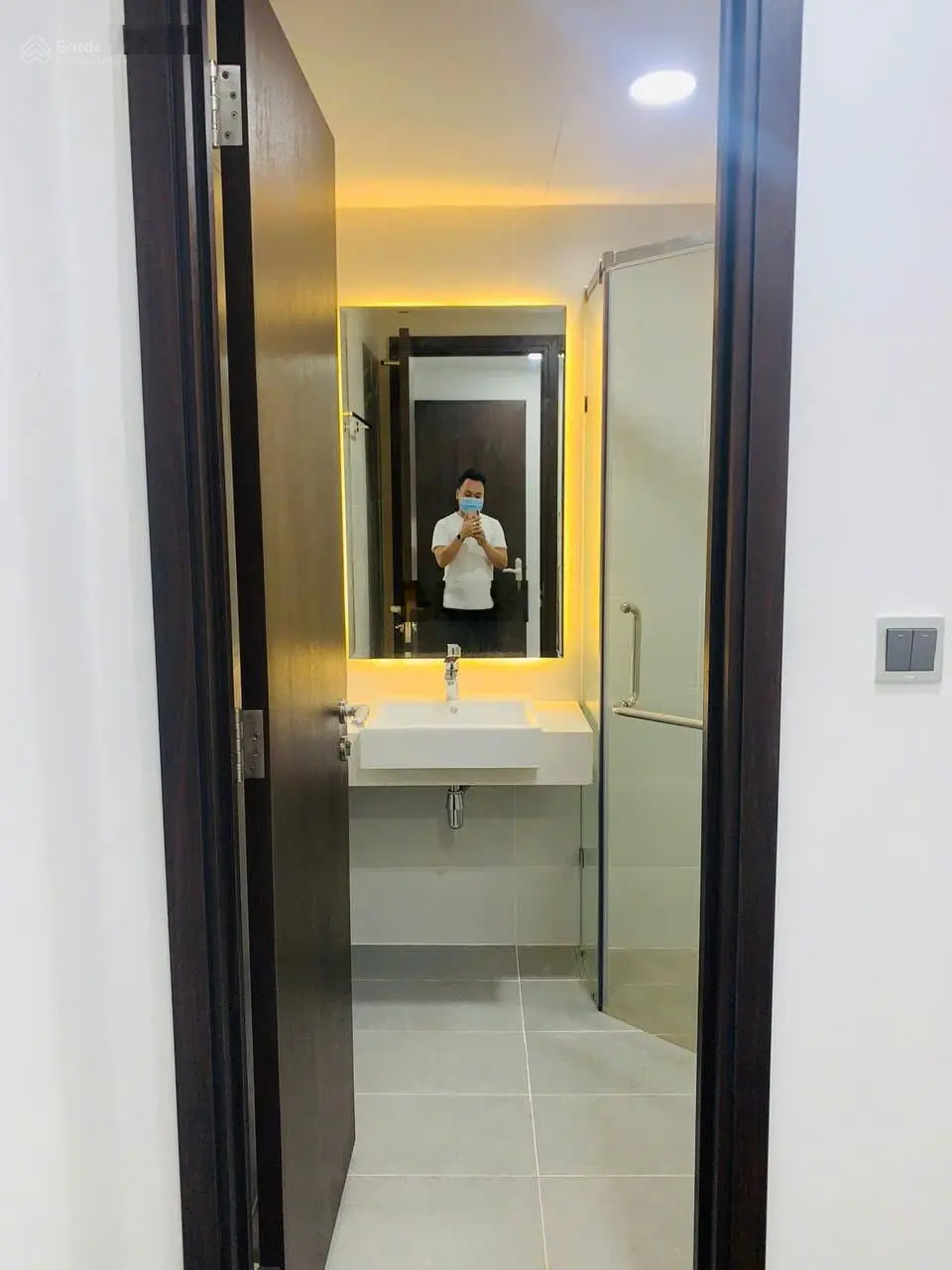 Bán căn hộ Cao cấp Res Green Tower, 2PN 2WC, ban công- Có Sổ Hồng- Bán gấp giá rẻ hơn thị trường