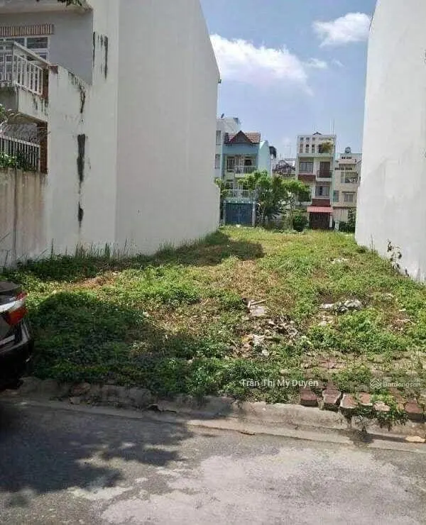 Đất nền ngay chợ Bến Lớn Tân Định đường Tân Định 17, Bến Cát, 130m2/ 990 triệu, giá tốt, SHR