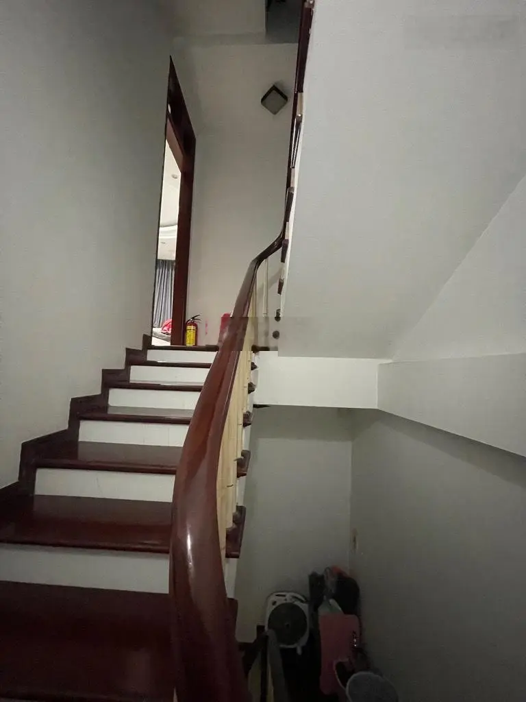 Siêu hiếm nhà Minh Khai 42m2 x 6 tầng thang máy MT 5,6m ô tô đỗ cửa kinh doanh đỉnh nhỉnh 10 tỷ