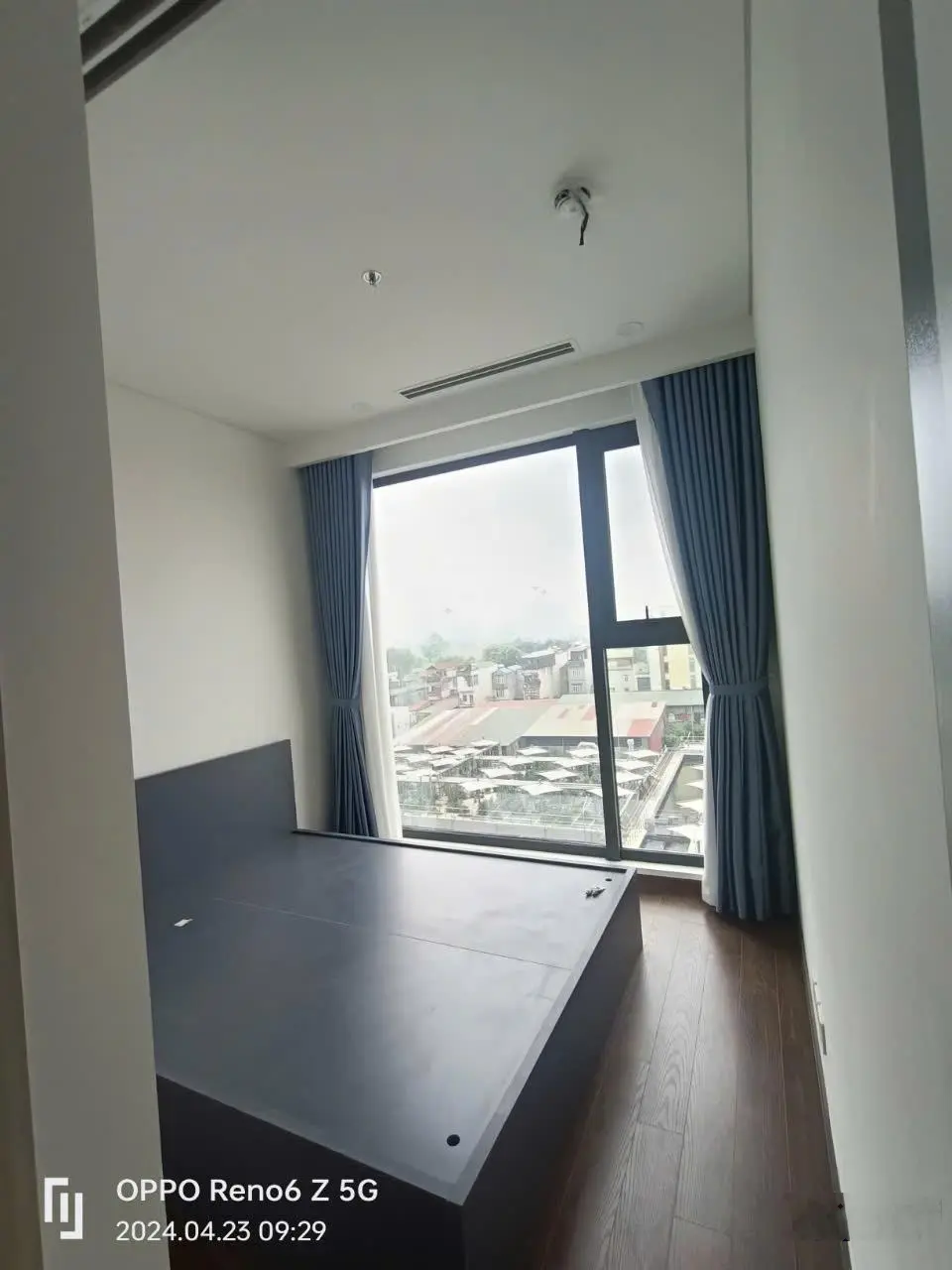 Chính chủ bán nhanh căn hộ 2N2VS Masteri West Heights Tòa C tầng 06 giá rẻ nhất khu vực chỉ 4 tỷ