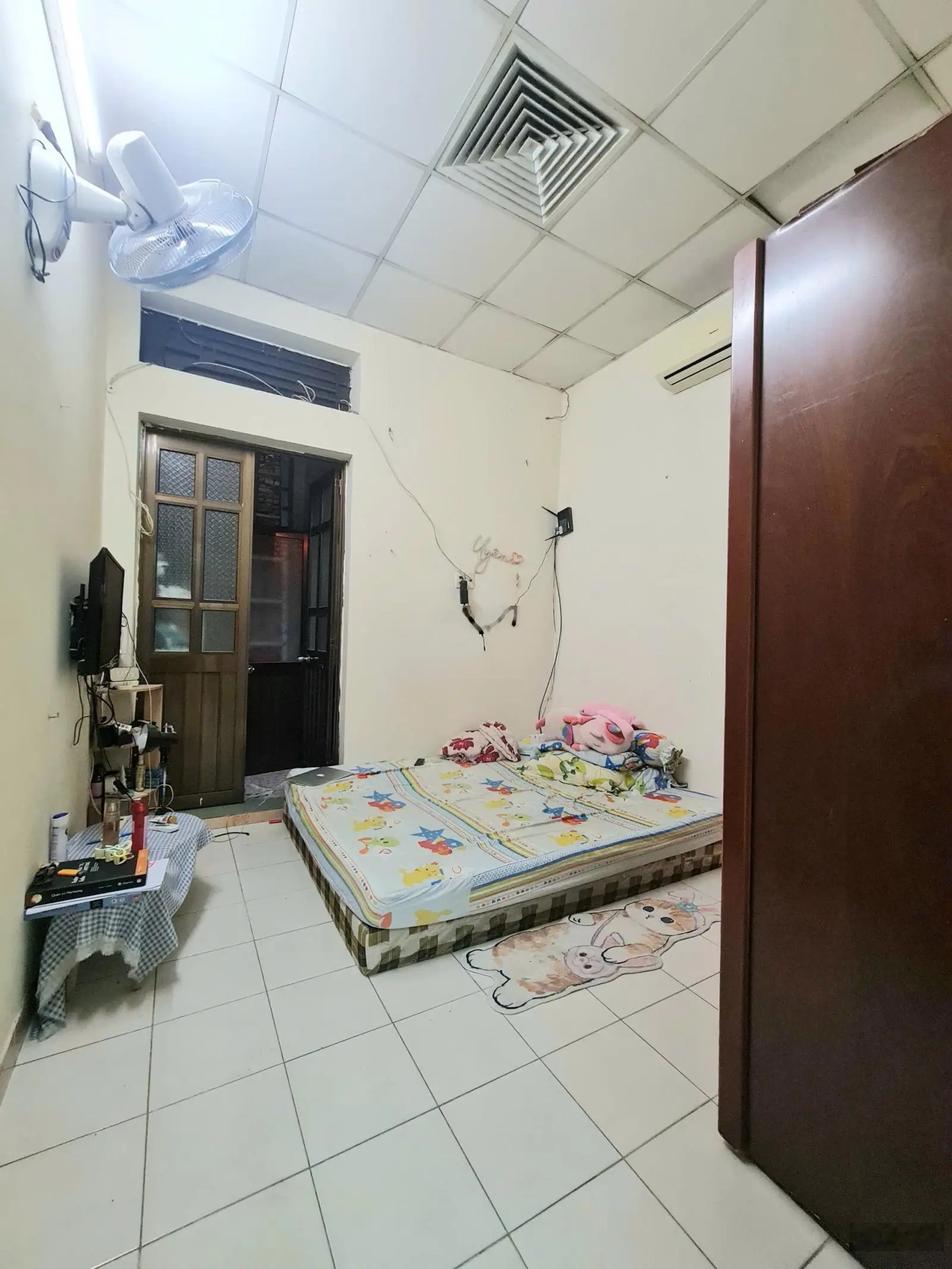 QUận 8 ngay chợ rạch ông - 5 phút tới quận 1- 5, quận 7 - kế bên aeon tạ quang bửu - sổ vuông đẹp .
