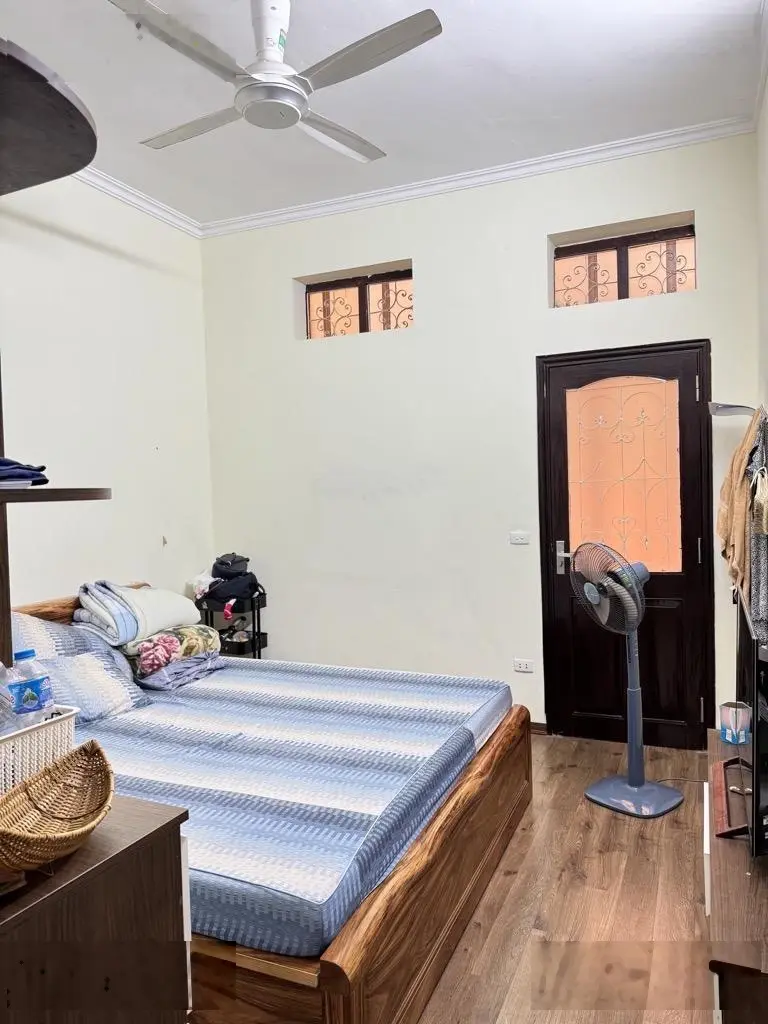 Lô góc 3 mặt thoáng - Thanh Nhàn - ngõ rộng nông thông tứ tung - vài bước chân ra phố