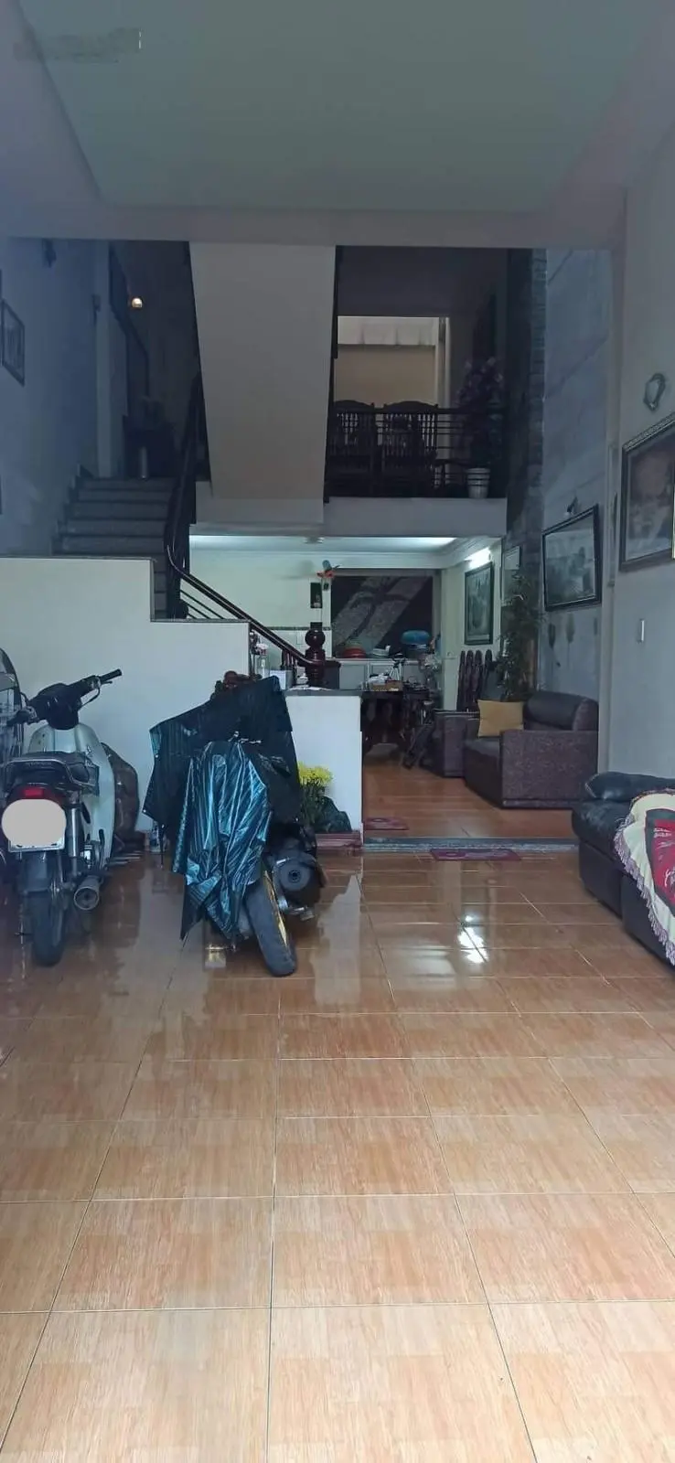 Bán nhà ngay Đỗ Xuân Hợp - Nhà đẹp kiên cố - ô tô ngủ trong nhà