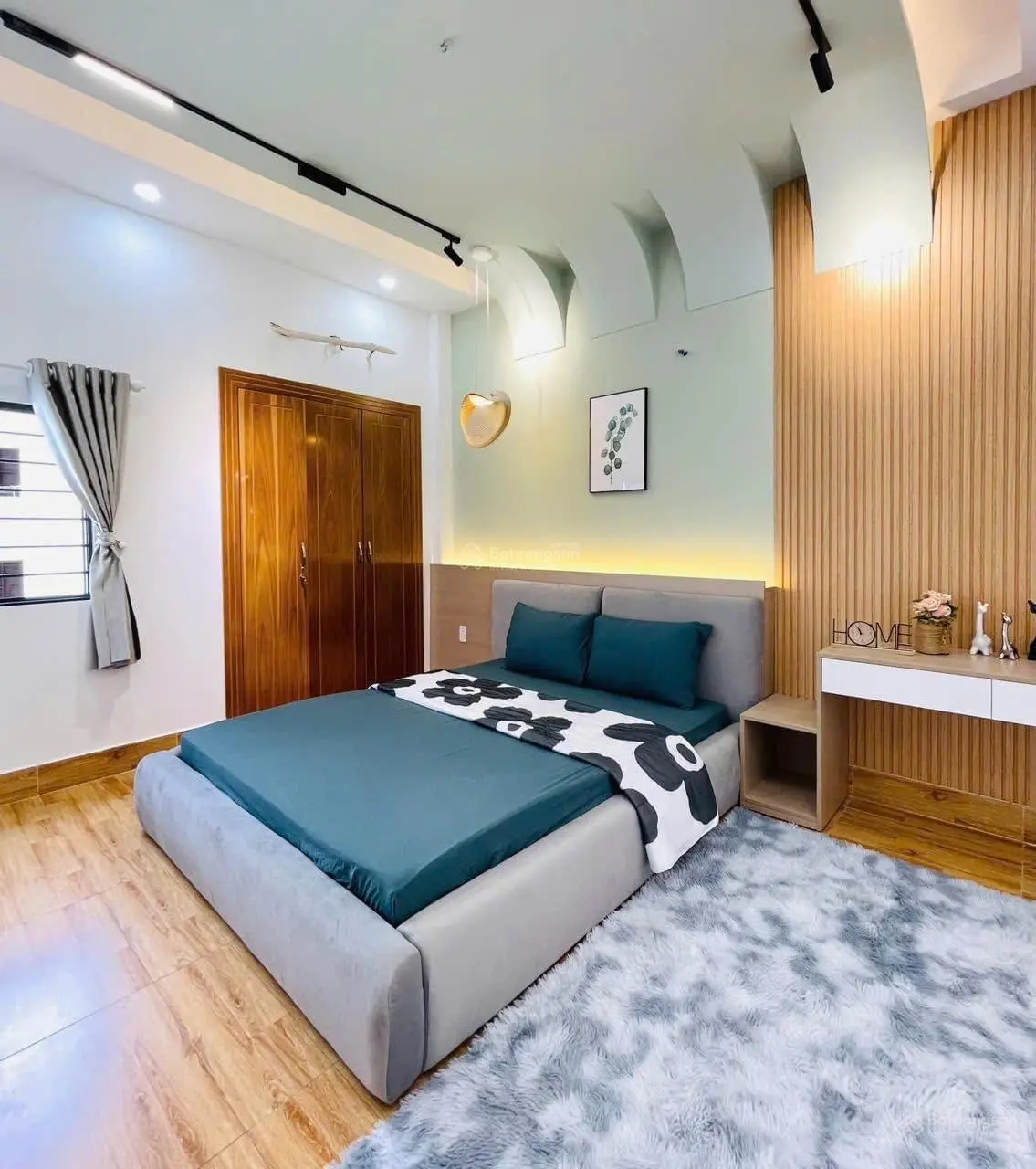 Bán nhà hẻm kinh doanh Lê Thị Bạch Cát, Q11 gần chợ Phú Thọ . DT: 47,8m2 / 2,65 tỷ