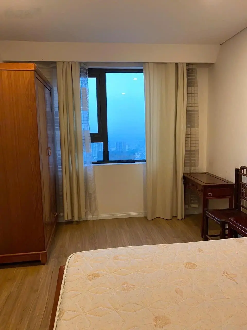 Bán nhanh căn hộ Mipec Riverside hơn 80m2, view thoáng, trung tâm Long Biên