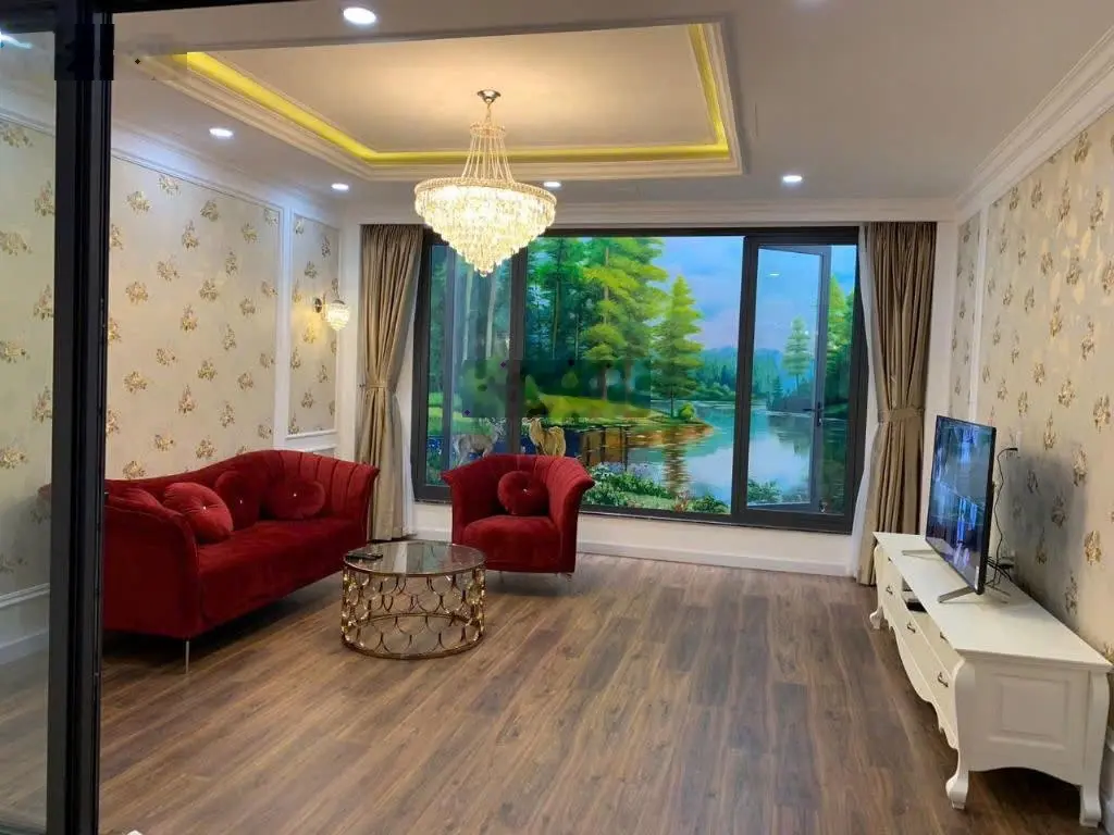 Nhà 5 tầng Huỳnh Lan Khanh khu biệt thự Hồng Long, phường 2 - Tân Bình, 5x20m, giá 27 tỷ