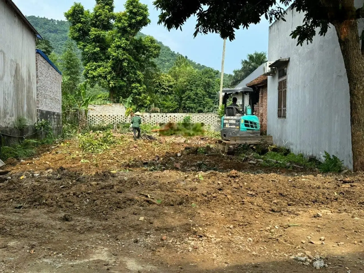 Tôi chính chủ cần bán DT 312m2/120m2 thổ cư trung tâm ngã tư Yên Bình, giá tốt LH: 0982 361 ***