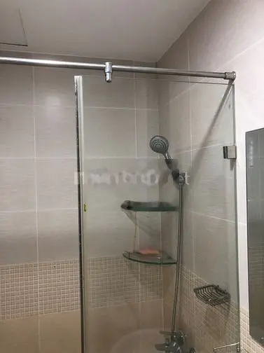 Cho thuê căn hộ Oriental Plaza, 82m2 sổ hồng giá 3 tỷ 3