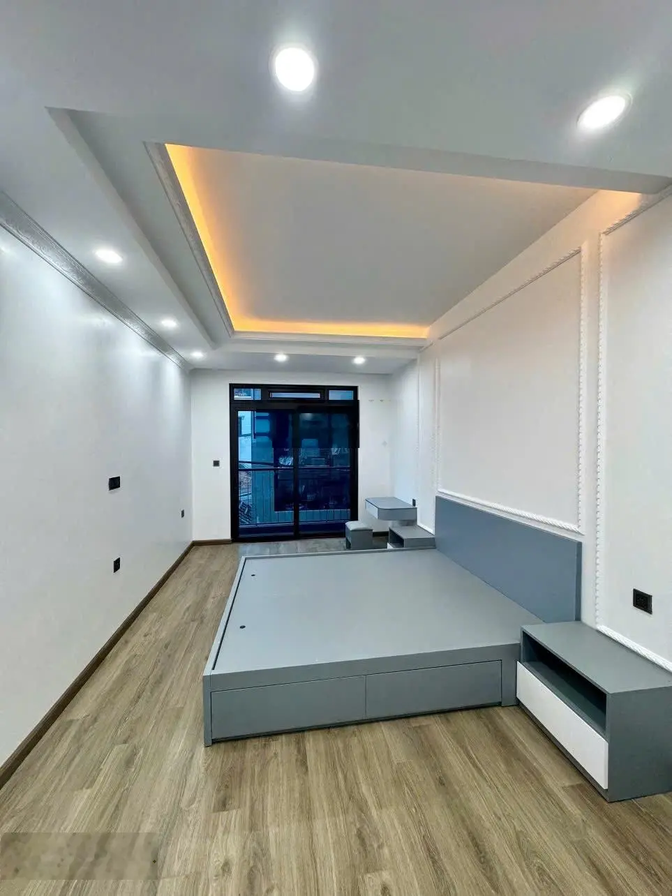 Ông anh nhờ bán nhà 34m2 bát khối, long biên - oto đỗ cửa - vị trí nhà, tương lai phát triển