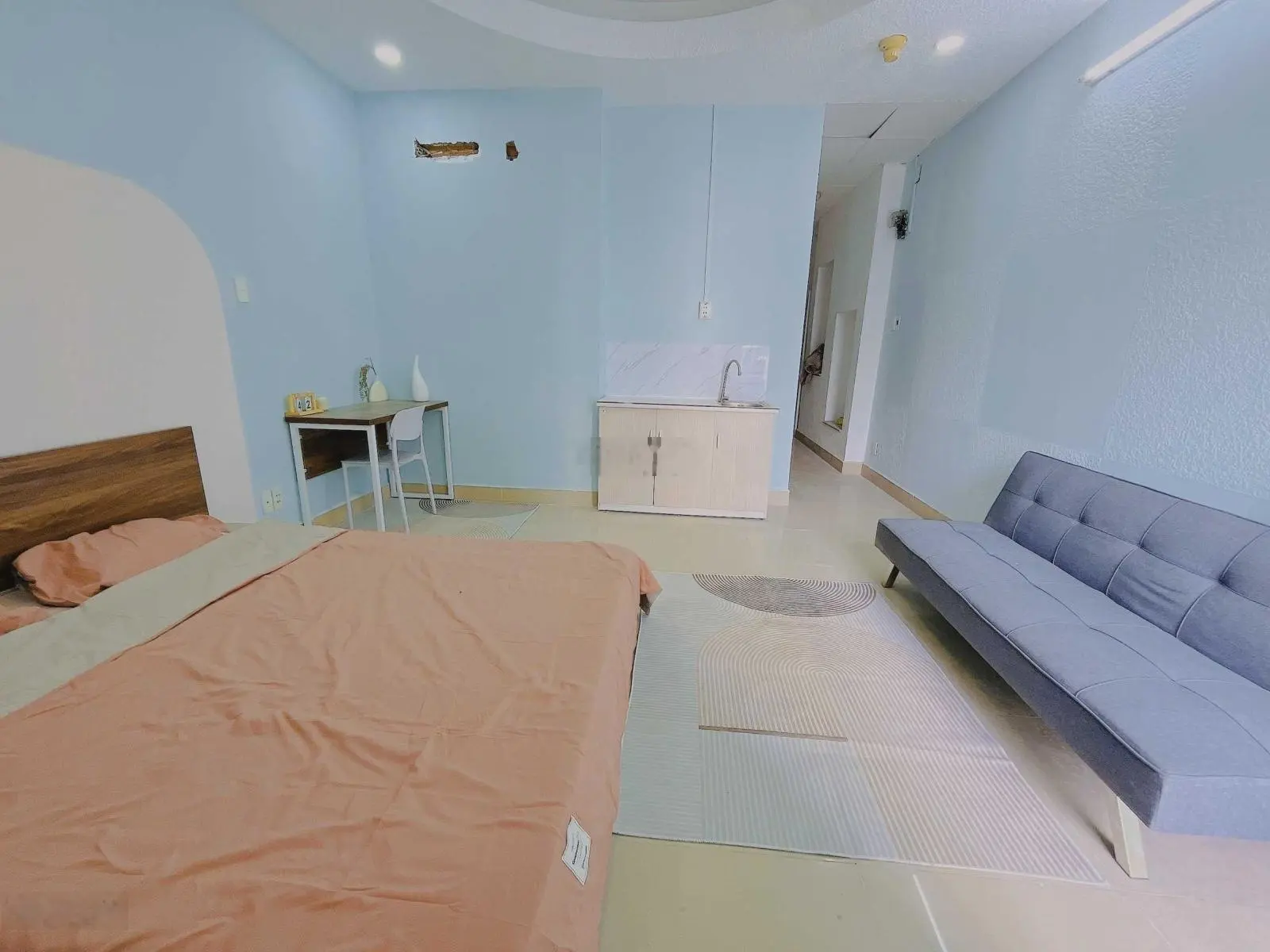 Rất cần tiền hạ 5 tỷ, bán nhà MT Lý Chính Thắng, DT: 5.5*22m KC: 7 tầng HĐT: 80tr/tháng giá 37tỷ