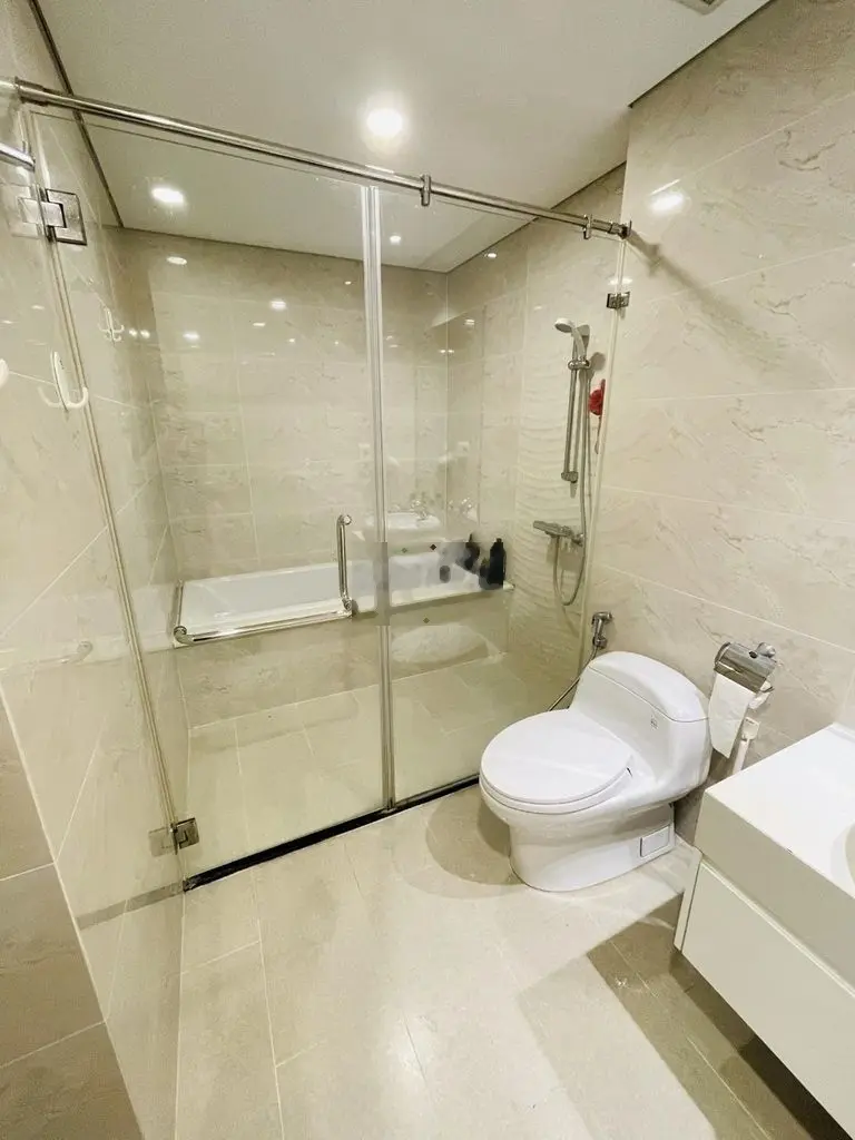 Cần bán Gấp căn hộ 2PN -79.4m2 tòa A2 dự án Vinhomes Gardenria,5.x tỷ