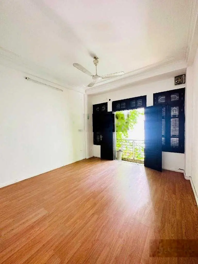 Bán nhà 5 tầng trích sài, view hồ tây ô tô vào nhà - ở & kinh doanh đỉnh, 43,2m2, giá 17,2 tỷ