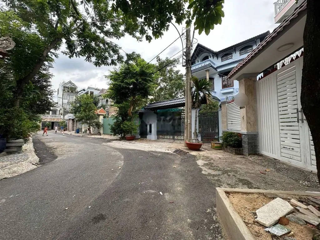 Giảm 200tr Bán Gấp Nhà 3 Tầng, Hẻm 8m Thông.Khu Biệt Thự Lê Văn Khương