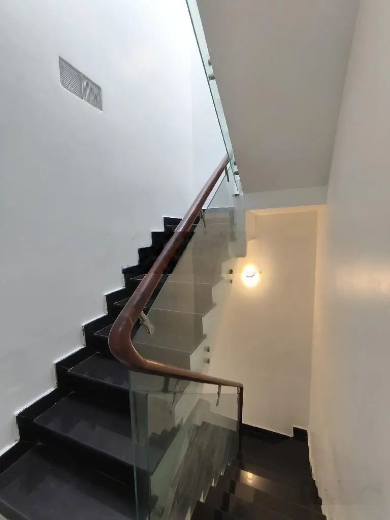 Hai mặt hẻm xe hơi - hoàng hoa thám - 4.2x13m - 4 tầng - 4pn - giáp phú nhuận - 7.190 tỷ tl chủ