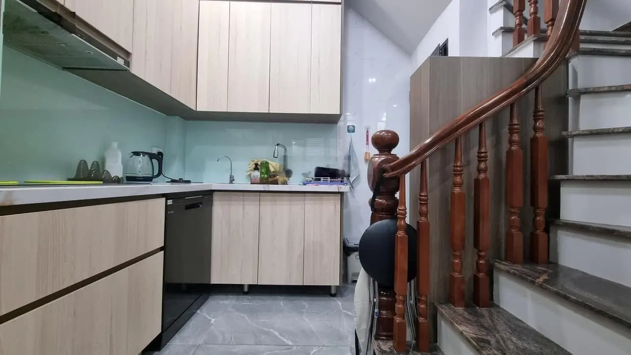 Siêu phẩm Tây Hồ, DT 36m2x5T, cách ô tô 30m, full nội thất xịn, giá 6,8 tỷ