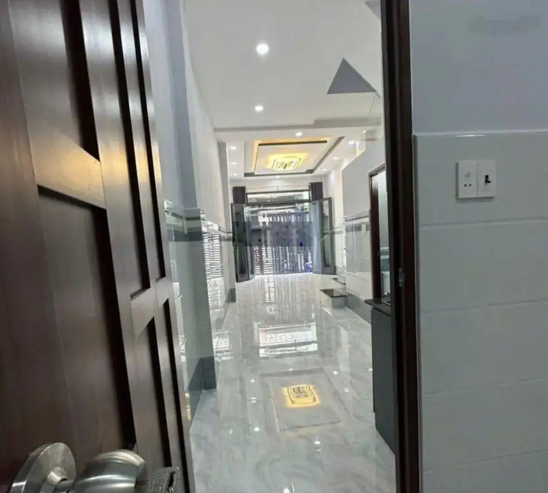Nhà đẹp (5x15m) hẻm rộng ở Phạm Thế Hiển, P5, Q8, SHR, không quy hoạch