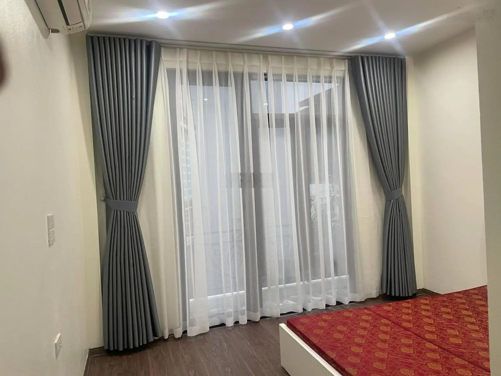 Nhà đẹp ngõ ô tô phố an trạch - 5 tầng 3 ngủ - gần phố - sổ đỏ chính chủ