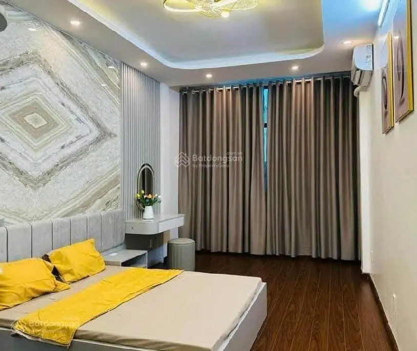 Bán nhà Vân Canh, 4 ngủ, vị trí đẹp, 4 tầng, nội thất, vuông vắn, rẻ nhất khu vực, chỉ 4,14 tỷ