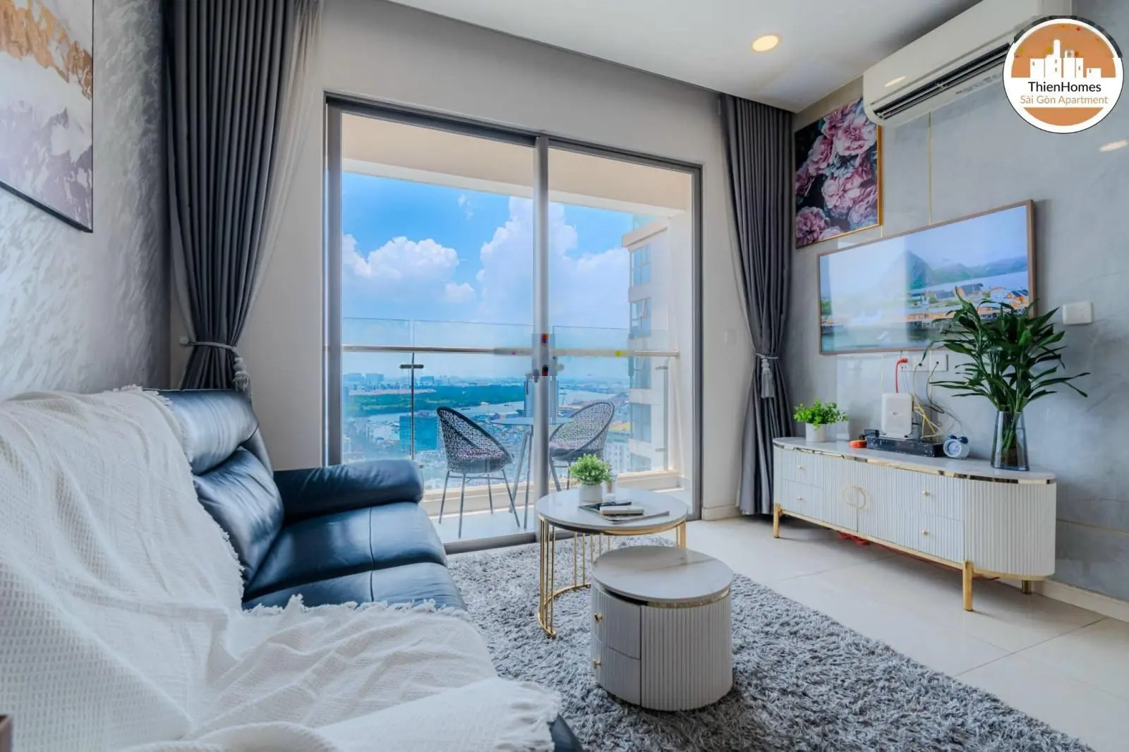 Siêu phẩm giá tốt! Bán gấp căn Grand Riverside 80m2 2PN view sông thoáng giá 4,09 tỷ. LH 0931 785 ***