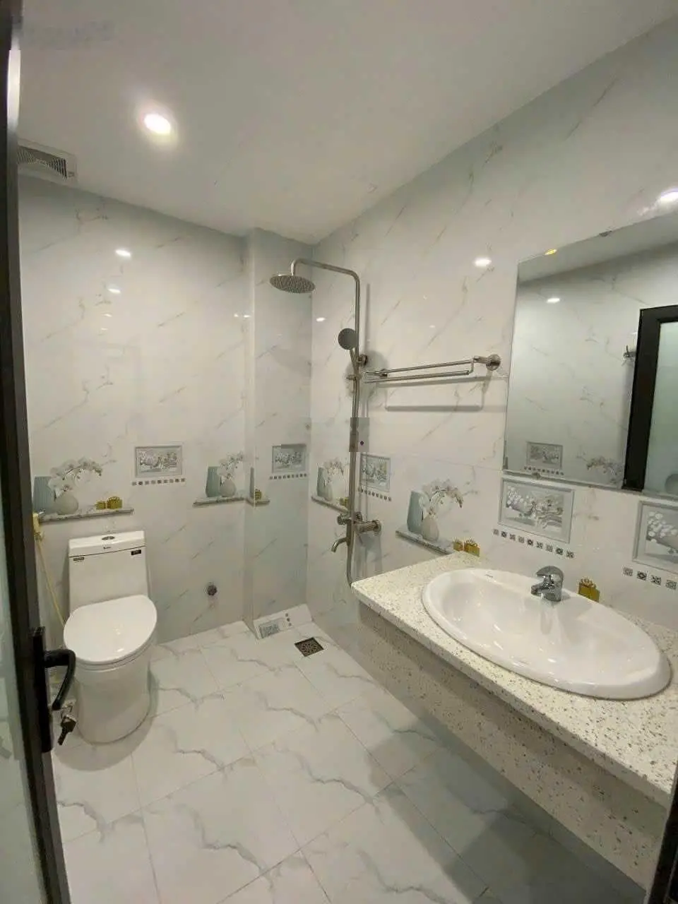 Nhà đẹp giá rẻ gần Tân Lập - Thị trấn Trạm Trôi, Cách Đúng Một Mặt Nhà Ra Đường Ô Tô, Giá 3,4 tỷ