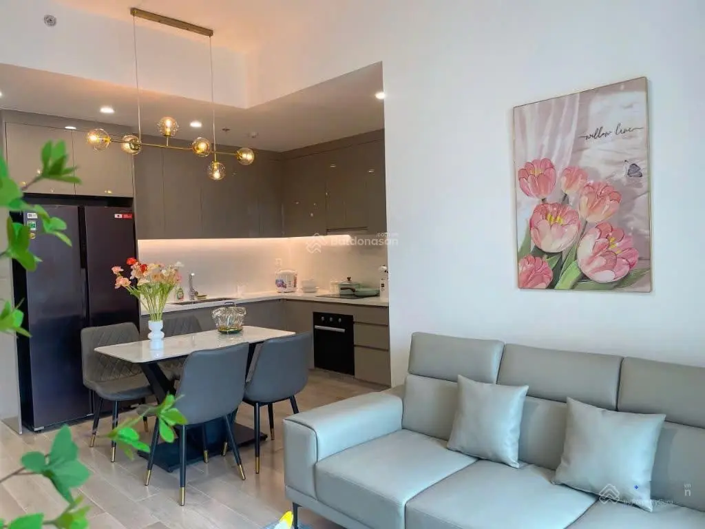 Duy nhất căn 2PN full nội thất view hồ bơi giá 4.4tỷ LH: 0705 022 ***