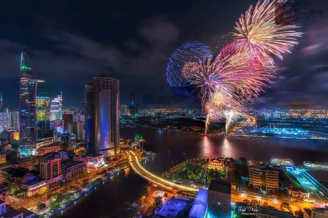 Bán căn hộ 179 (m2) đẹp nhất Saigon Royal tầm nhìn bao trọn quận 1 và Thủ Thiêm. LH: 0909 024 ***