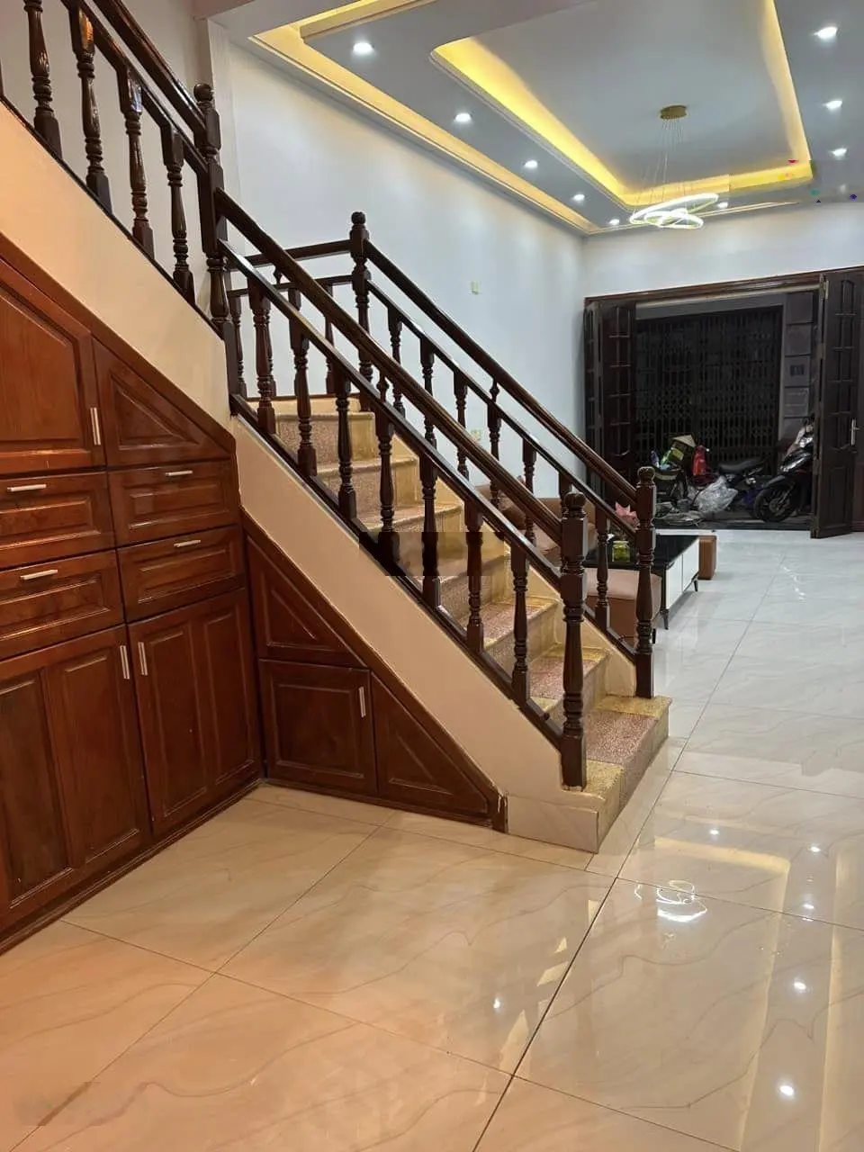 Cần bán nhà 3 tầng đường thông ngõ ô tô phố Nguyễn Thị Duệ chỉ 2,98 tỷ