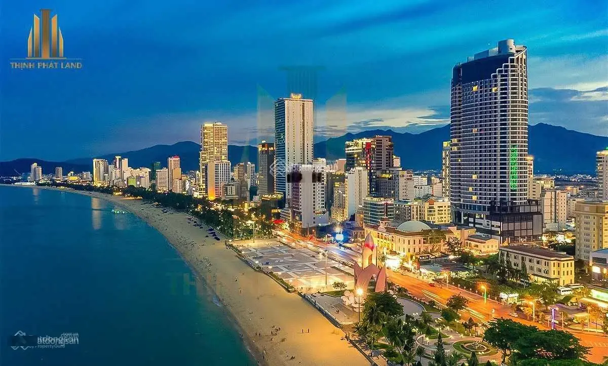 Bán đất xây khách sạn 291.8m2 giá 310 tr/m2 mặt tiền Nguyễn Thị Minh Khai