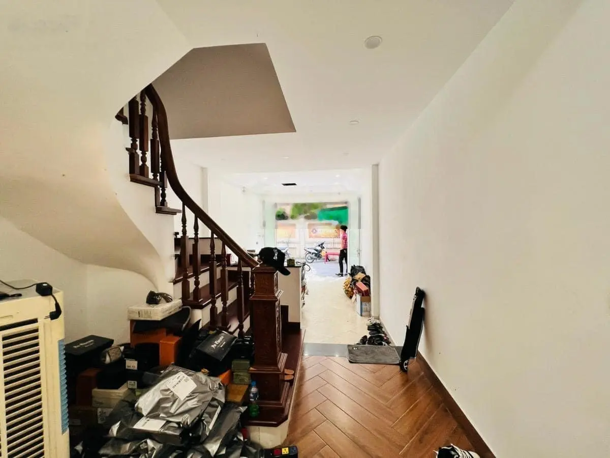 Bán căn nhà Cầu Giấy, DTT2 48m2 chính chủ