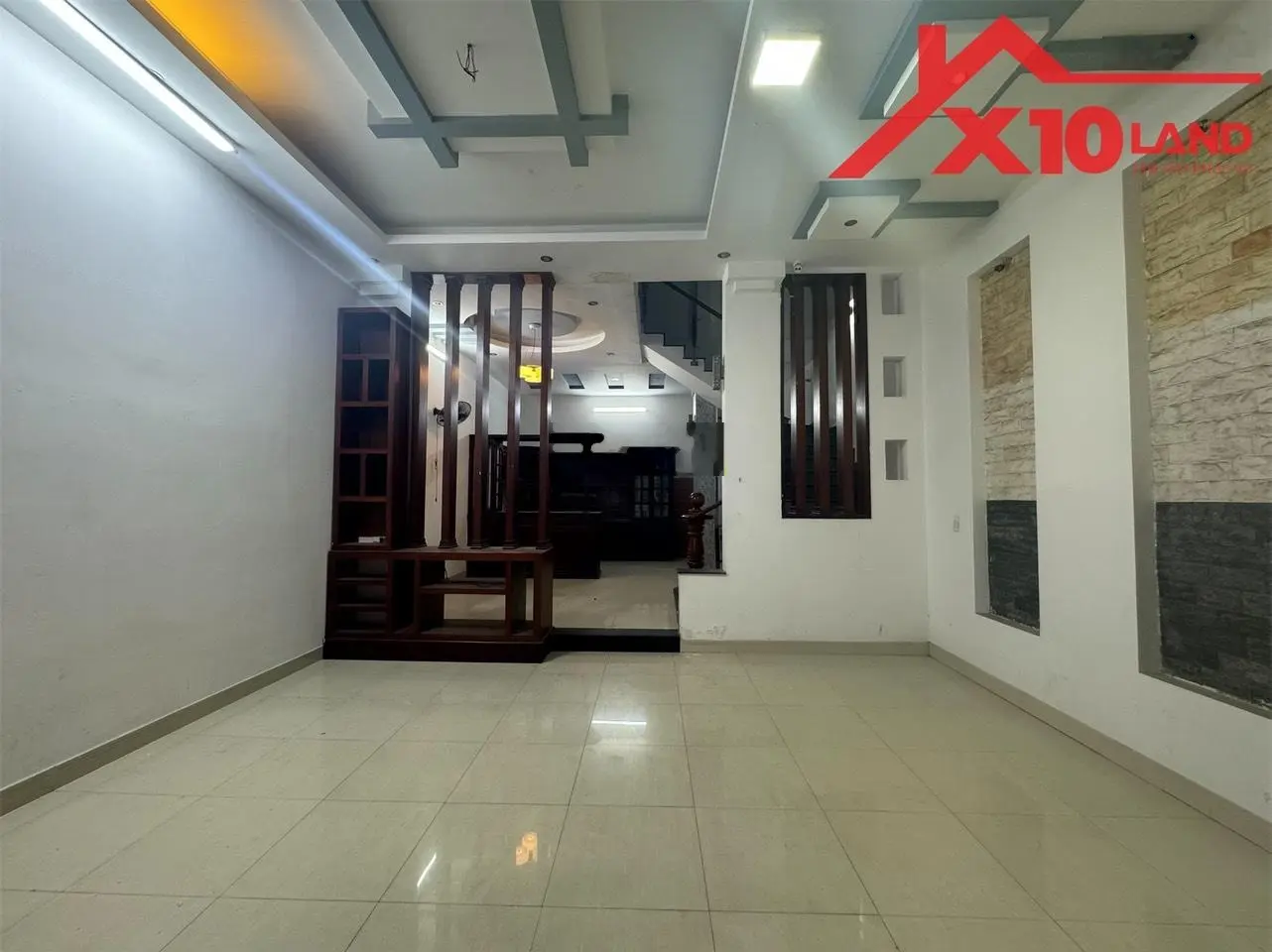 Bán nhà biệt thự ngay chợ 26, Tân Phong. 210m2 giá chỉ 5,3 tỷ