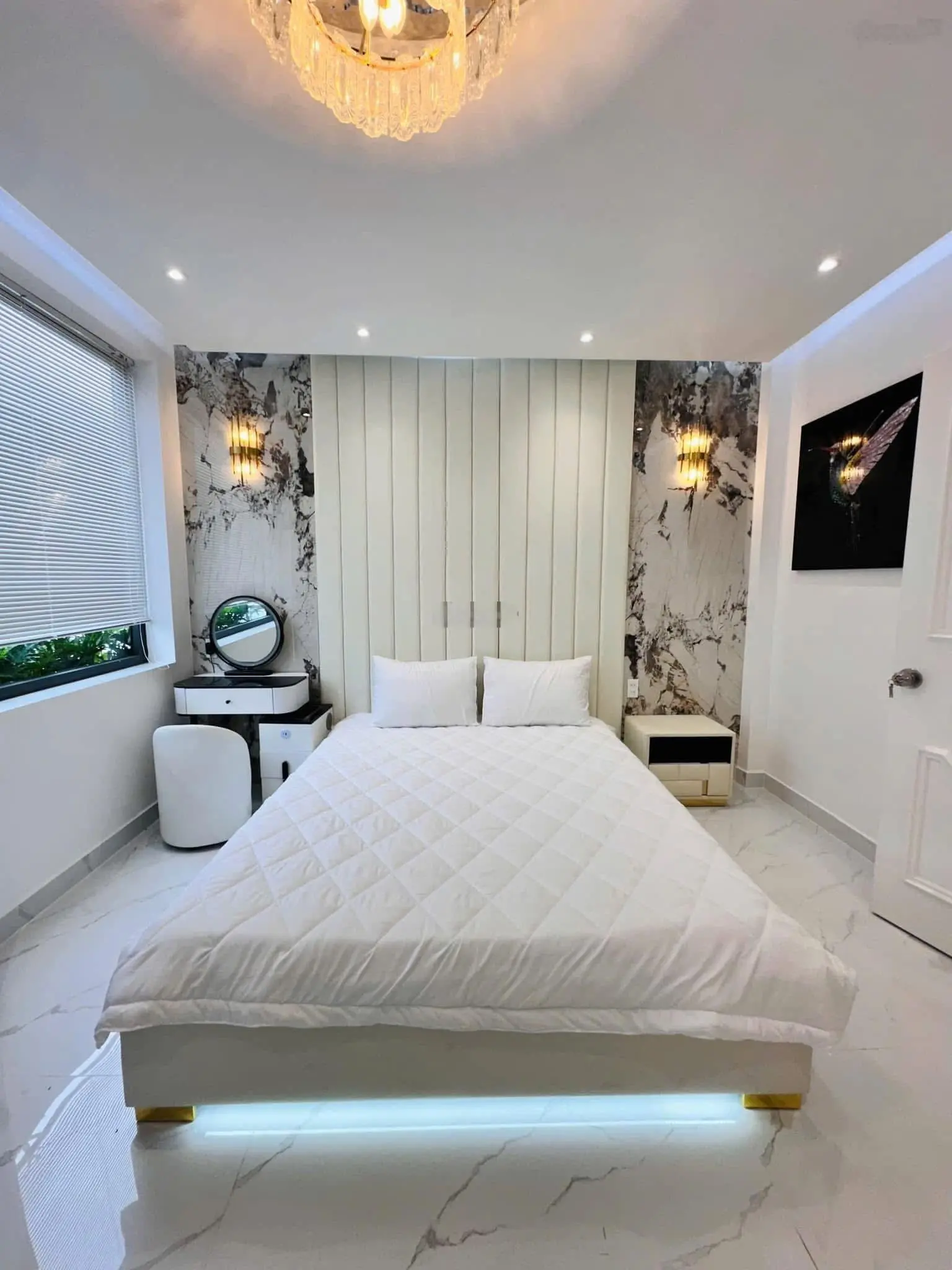 Bán nhà HXH 7m thông 276/113 Thống Nhất P16 ngay Lotter Mart 4 tầng 4PN 5WC 4x15.3m có thang máy