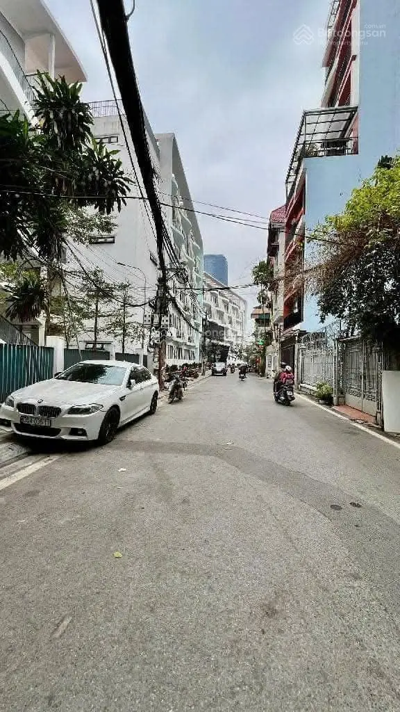 Duy nhất 1 căn Kim Mã, Ba Đình, 6T, thang máy, sát phố lớn, 46m2, gara ô tô, 11,6 tỷ