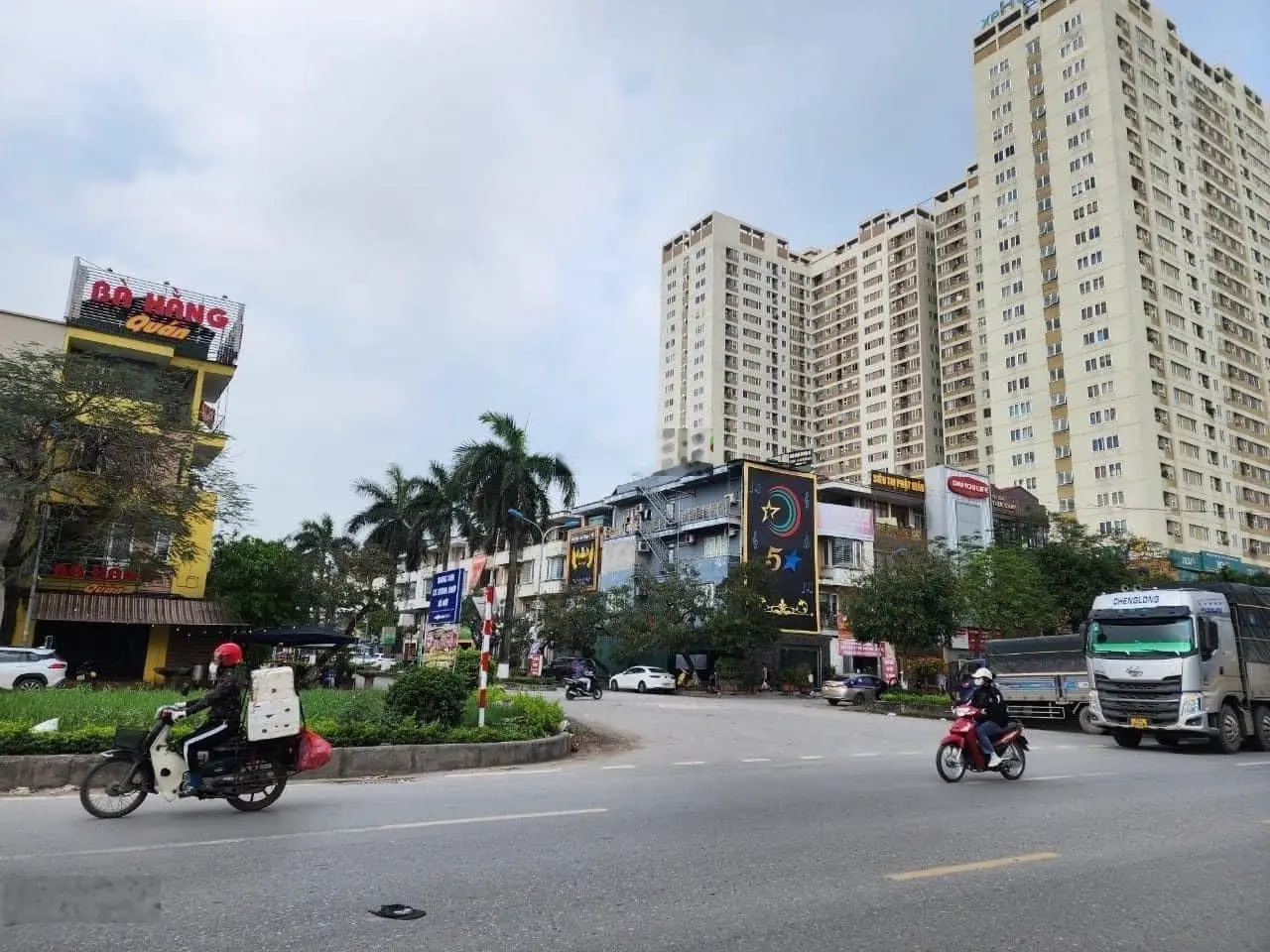 Bán hàng hiếm lk đường 27 m tân tây đô