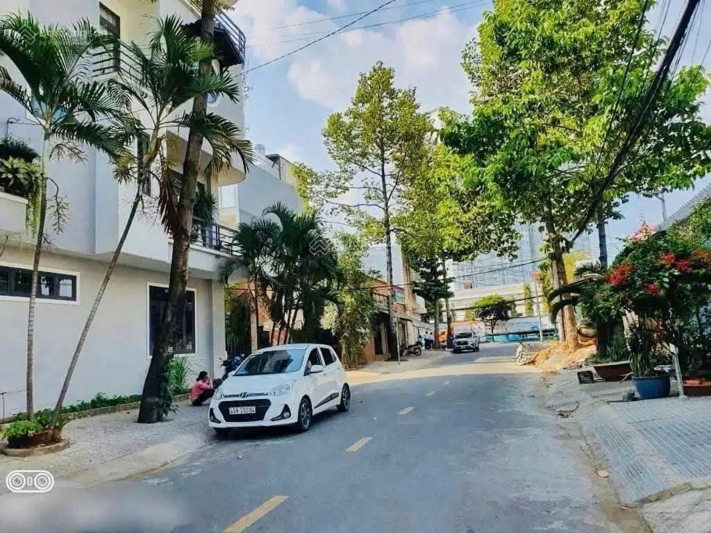 Khu vip nhất Quận 9 - Hiệp Phú ngay VinCom - 135m2 7tỷ5 chốt 6.2 tỷ (ngang 7m dài 20m)