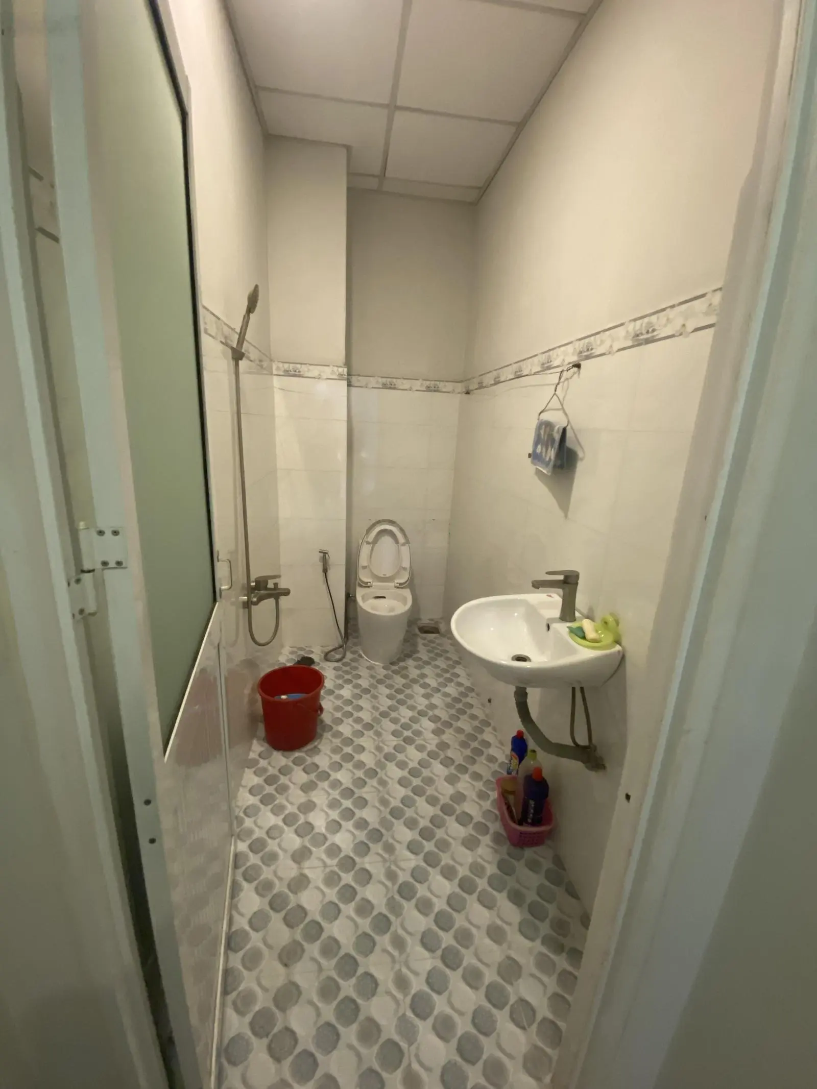 Bán nhà riêng tại Quang Trung, gần Ngã Tư Thủ Đức. Chỉ 3,7 tỷ, 60m2