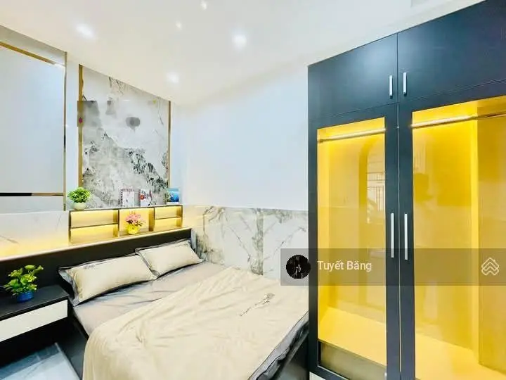 Chính chủ bán gấp nhà Quốc Lộ 13 cũ,P.Hiệp Bình Phước, Tp.Thủ Đức. Giá chưa đến 3 tỷ.