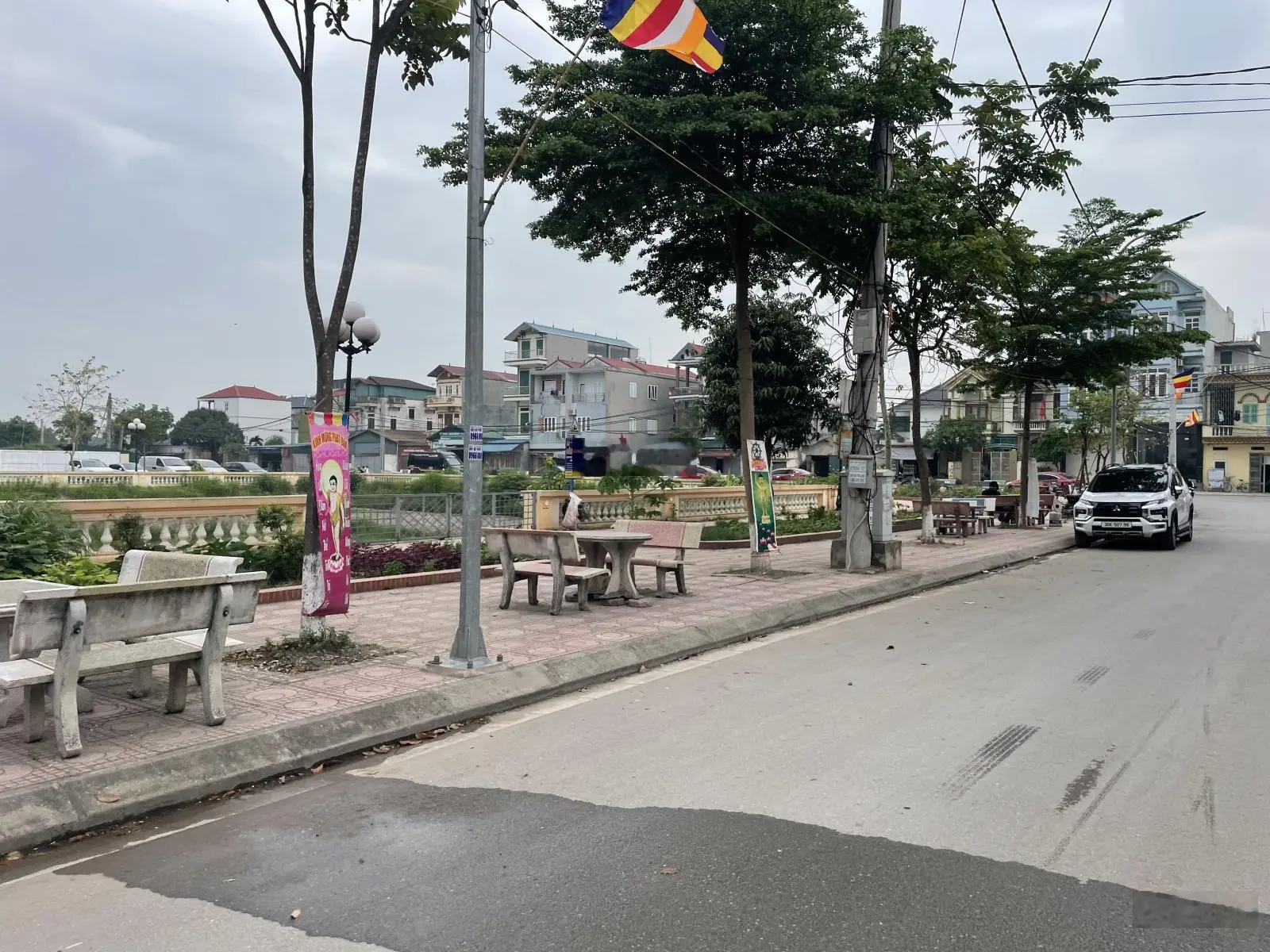 Bán nhà 3 Tầng Nam Hồng Đông Anh, đường thông Oto tránh 4.x tỷ