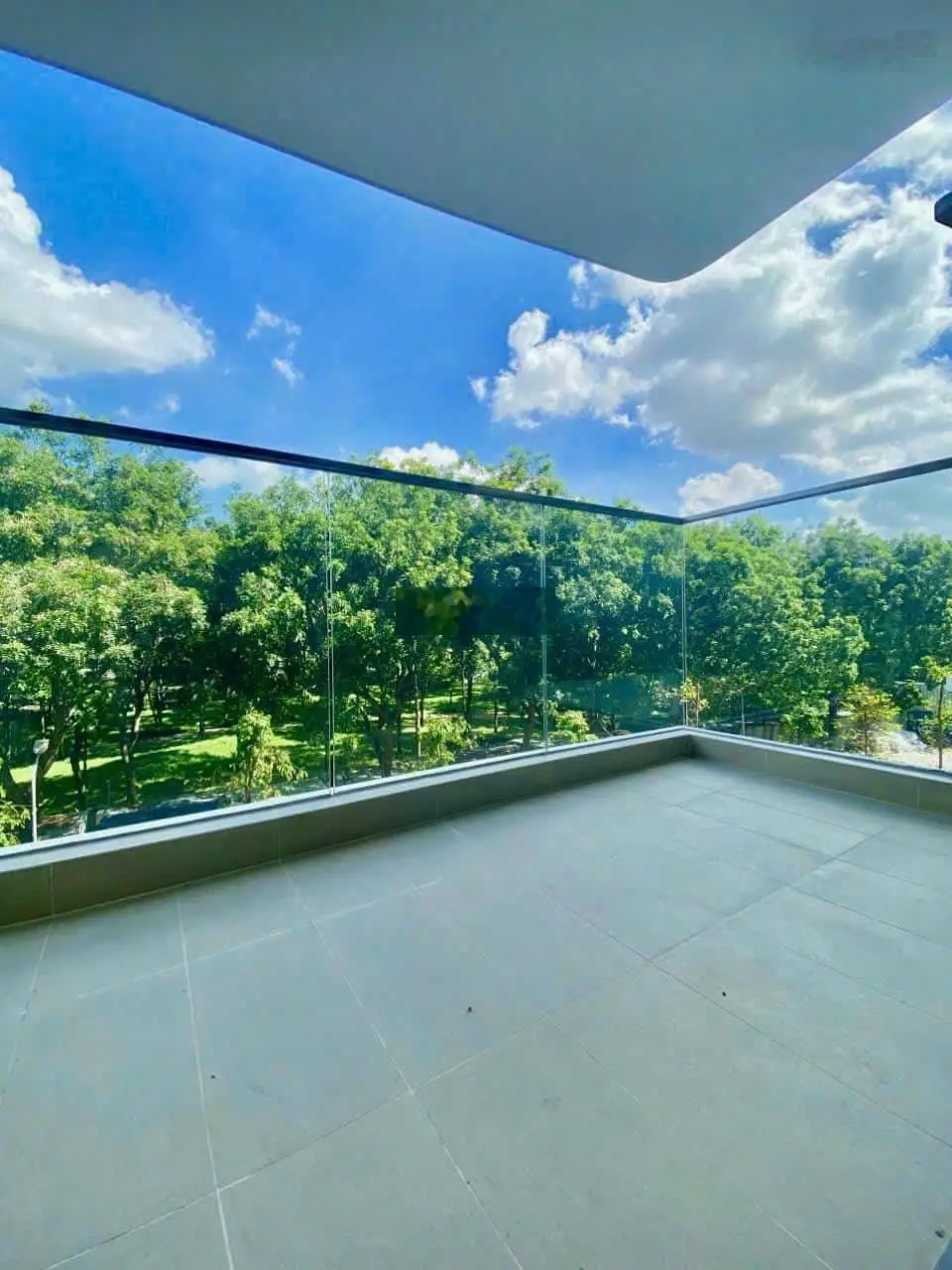 Căn hộ CC Centery 3PN 121m2 thanh toán 1,8 tỷ nhận nhà, ân hạn gốc 3 năm, chiết khấu 17%