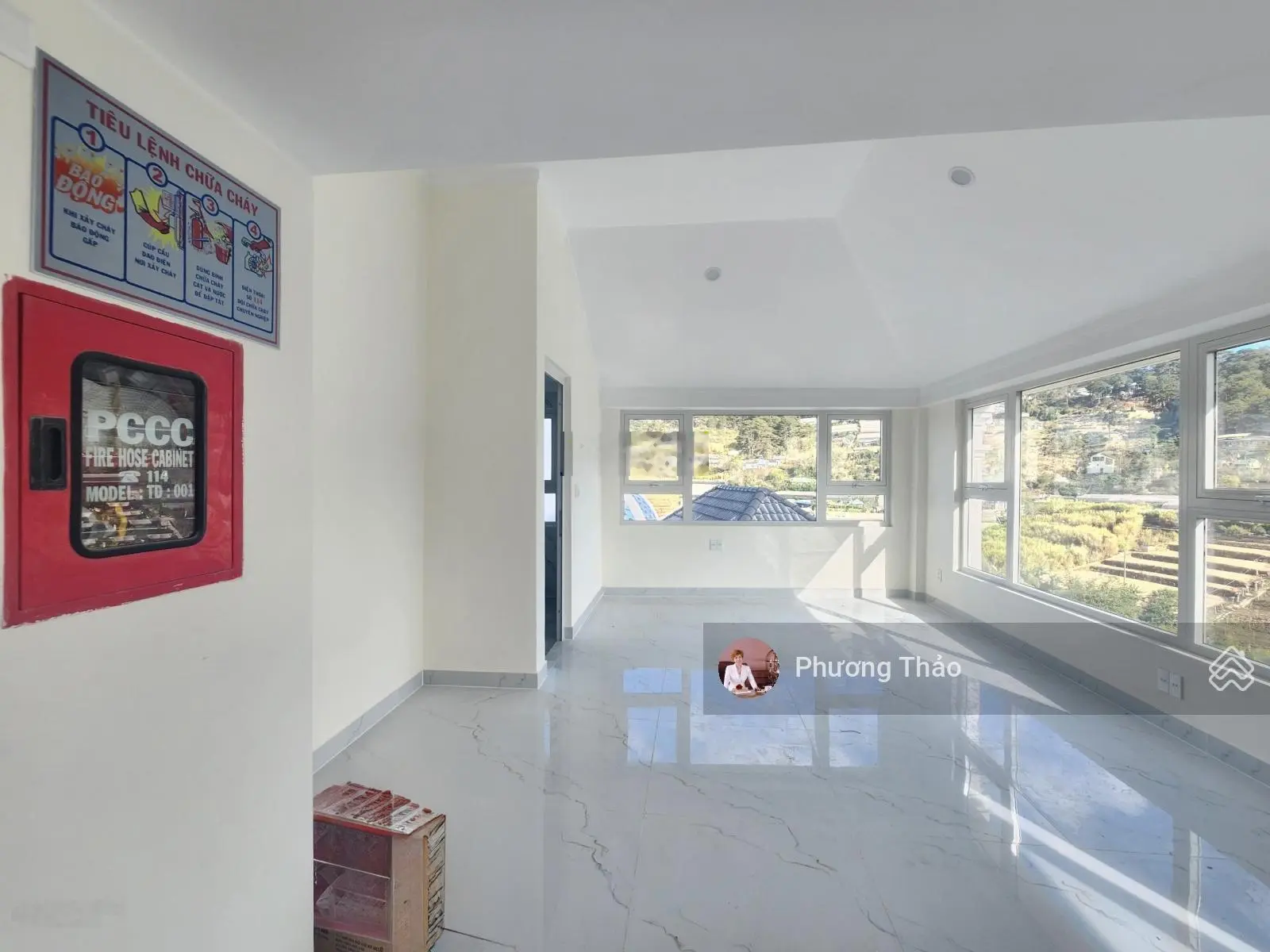 Bán biệt thự 232m2, view cực đẹp, mới, thang máy, pccc, gara, sân vườn, Trịnh Hoài Đức, 0984 262 ***